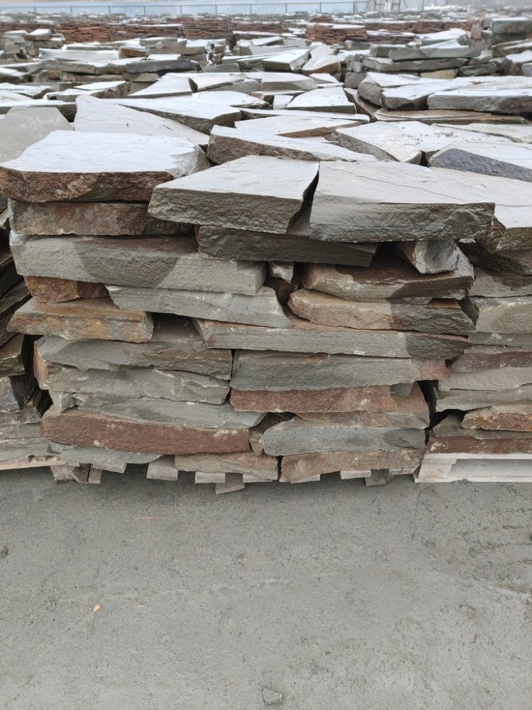 Плитняк песчаник серо-зелёный для мощения 60-65 мм купить в Самарской области