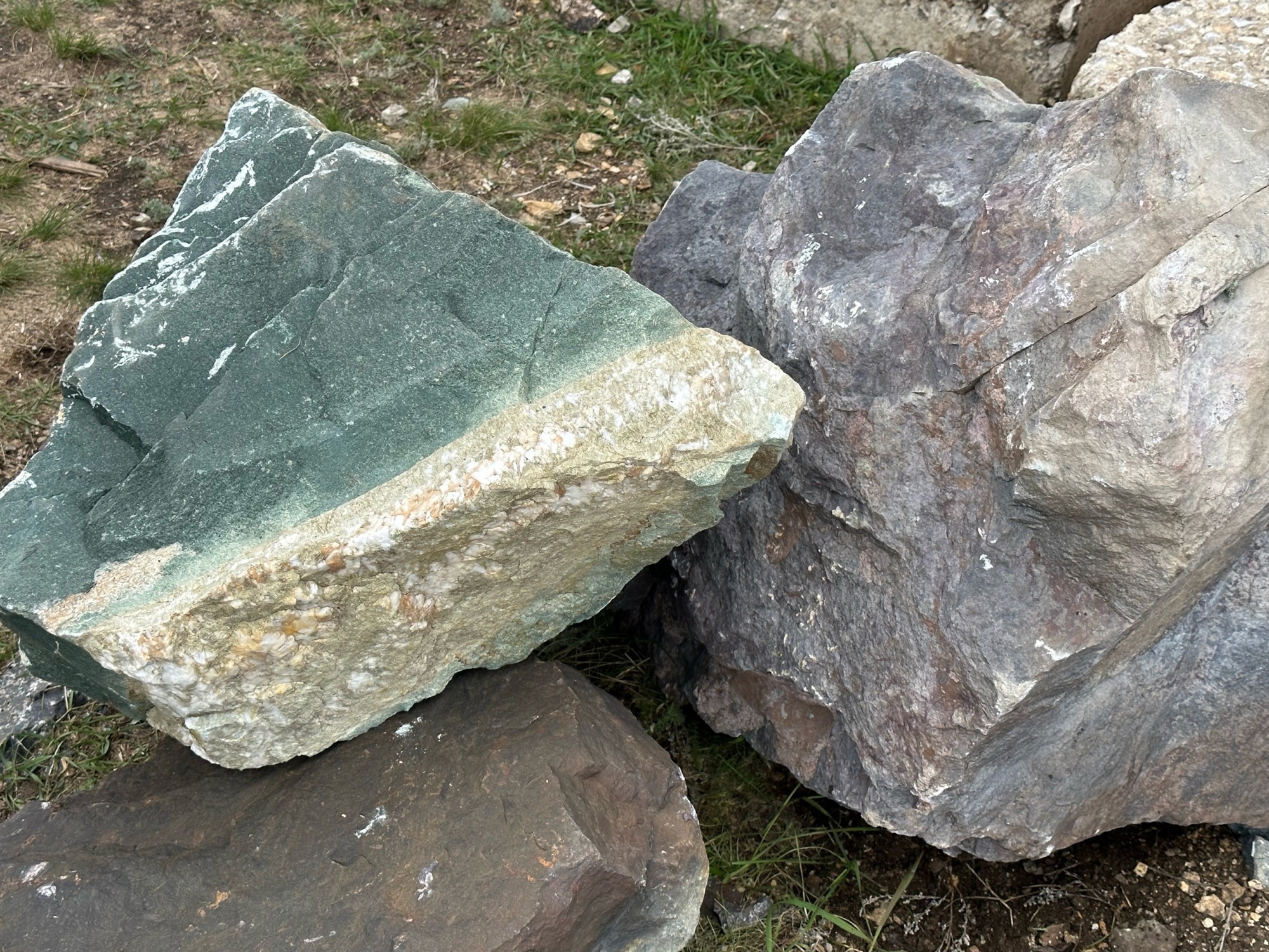 Камни для ландшафтного дизайна зелёные 10-60 килограмм купить в Самарской области