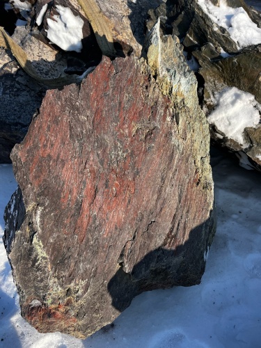 Ландшафтные глыбы красно-фиолетовые 200-1000 килограмм купить в Самарской области