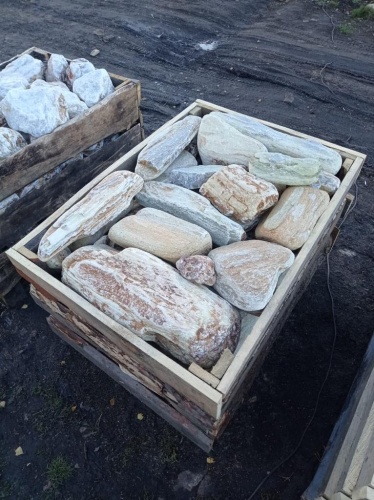 Златолит жёлтый, жёлто-зелёный глыбки и валуны для ланшафтного дизайна купить в Самарской области