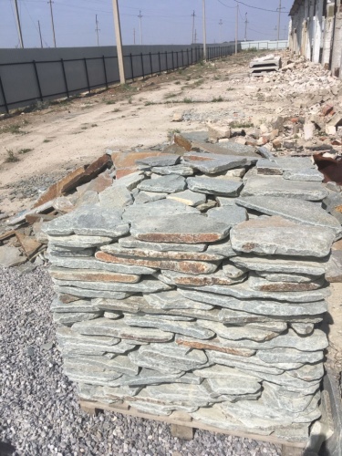 Златолит серебристый галтованный для лестниц купить в Самарской области